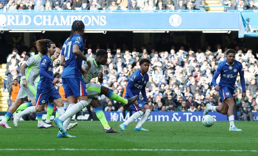 Marc Guehi scores Man City's second goal