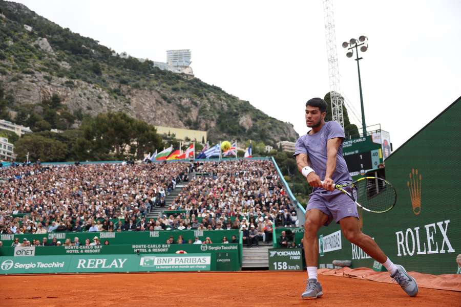 Alcaraz impuso su ley en Montecarlo.