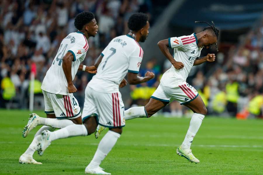 Diomandé celebra su gol con Vinicius y Tchouaméni Diomandé celebra su gol con Vinicius y Tchouaméni