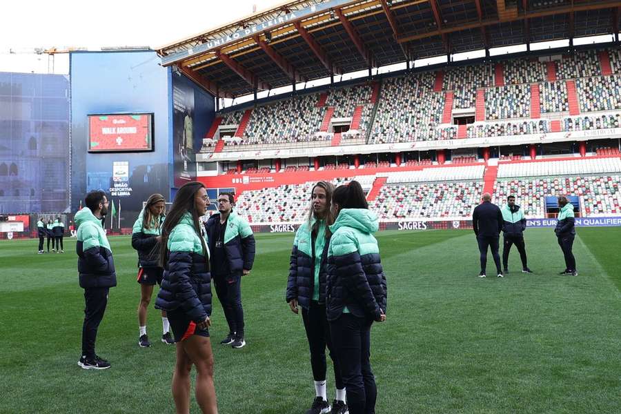 Seleção feminina também joga em Leiria Seleção feminina também joga em Leiria