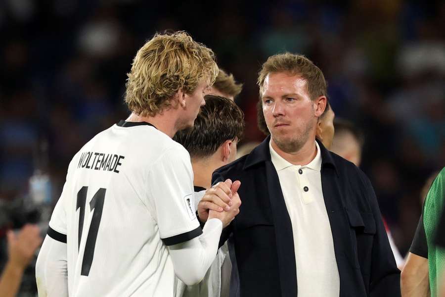Nick Woltemade (l.) und Julian Nagelsmann (r.) Nick Woltemade (l.) und Julian Nagelsmann (r.)