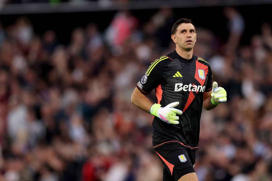 Martínez ne devrait pas rester à Villa