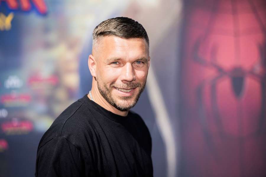 Lukas Podolski hat sich zur Verlängerung von Said El Mala bei seinem 1. FC Köln geäußert. Lukas Podolski hat sich zur Verlängerung von Said El Mala bei seinem 1. FC Köln geäußert.