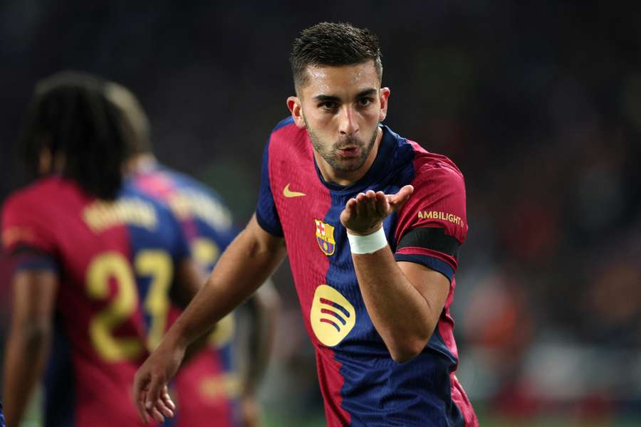 Ferran Torres celebra su gol ante Osasuna