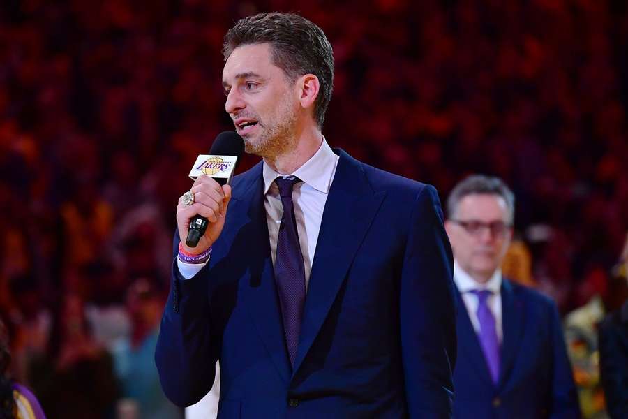 Pau Gasol na noite da retirada da sua camisola em Los Angeles