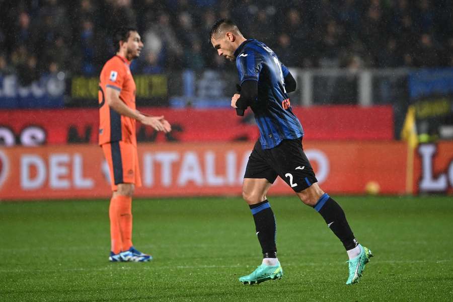 Rafael Toloi vai cumprir castigo depois de ter sido expulso contra o Inter