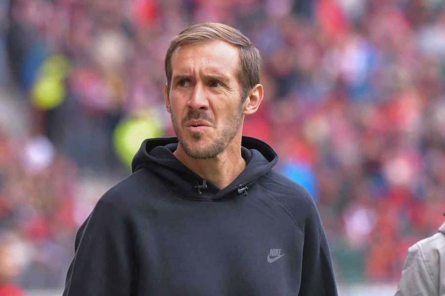 Freiburg-Trainer Julian Schuster.