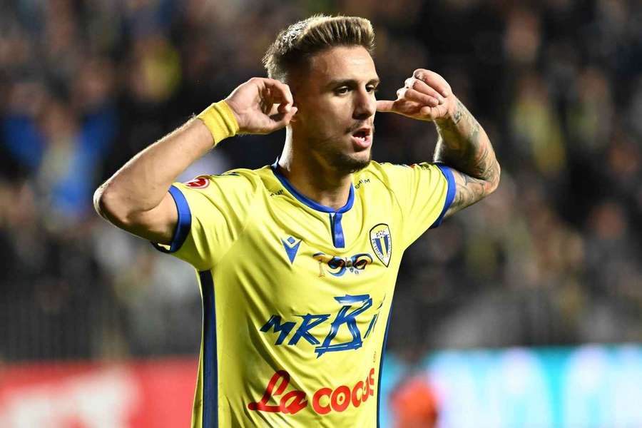 Mihnea Rădulescu are 4 goluri marcate în 17 apariții în Superliga pentru Petrolul în acest sezon