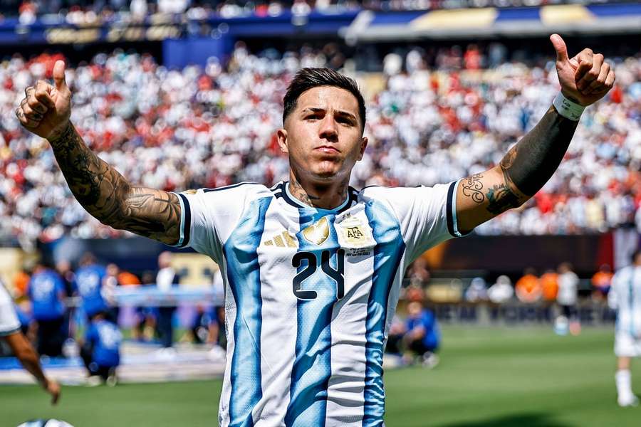 Enzo Fernandez trzyma klucz do przyszłości Rodriego. Argentyńczyk zastąpi Hiszpana? Enzo Fernandez trzyma klucz do przyszłości Rodriego. Argentyńczyk zastąpi Hiszpana?