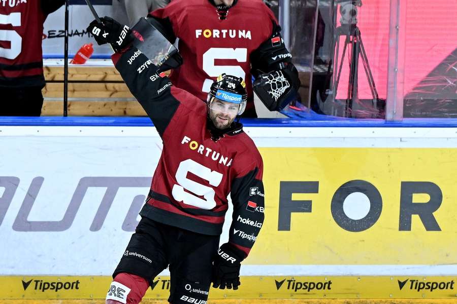 Irving se radoval třikrát.