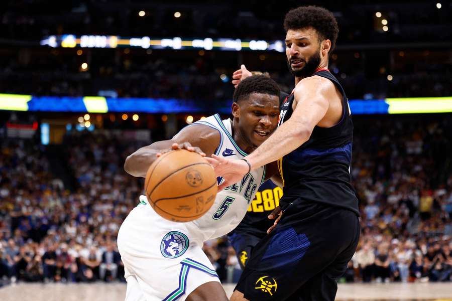 Los Timberwolves sorprendieron a los Nuggets