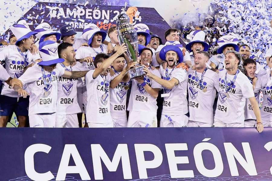 Velez sărbătorește titlul de campioană a Argentinei