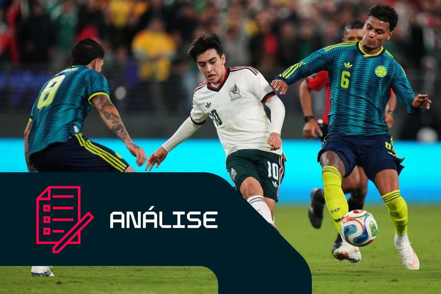 O mexicano Gilberto Mora é pressionado pelos colombianos Gustavo Puerta e Richard Rios O mexicano Gilberto Mora é pressionado pelos colombianos Gustavo Puerta e Richard Rios