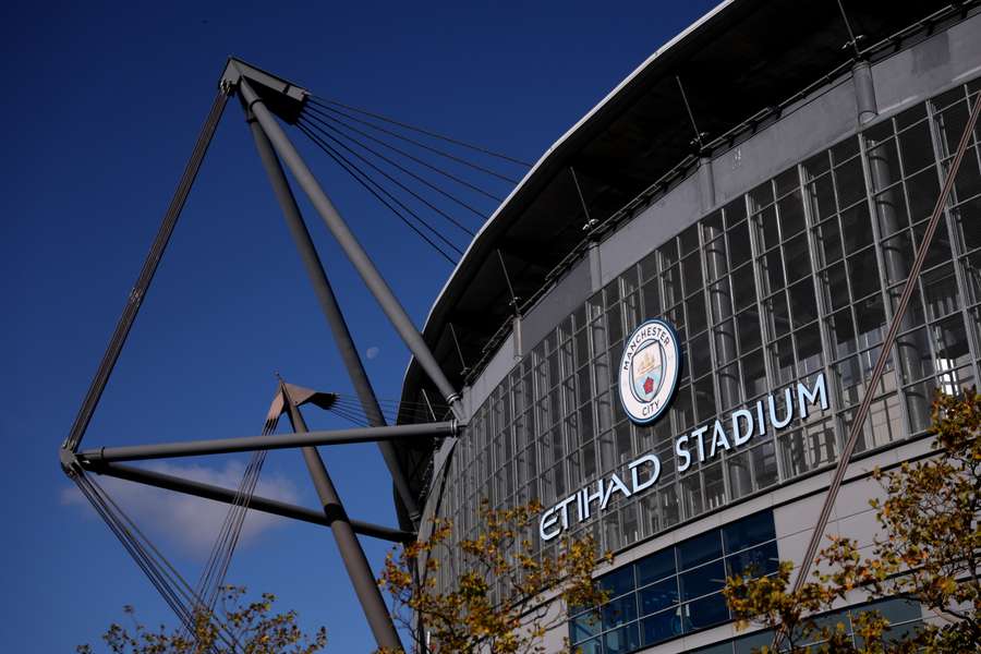 L'Etihad Stadium. L'Etihad Stadium.