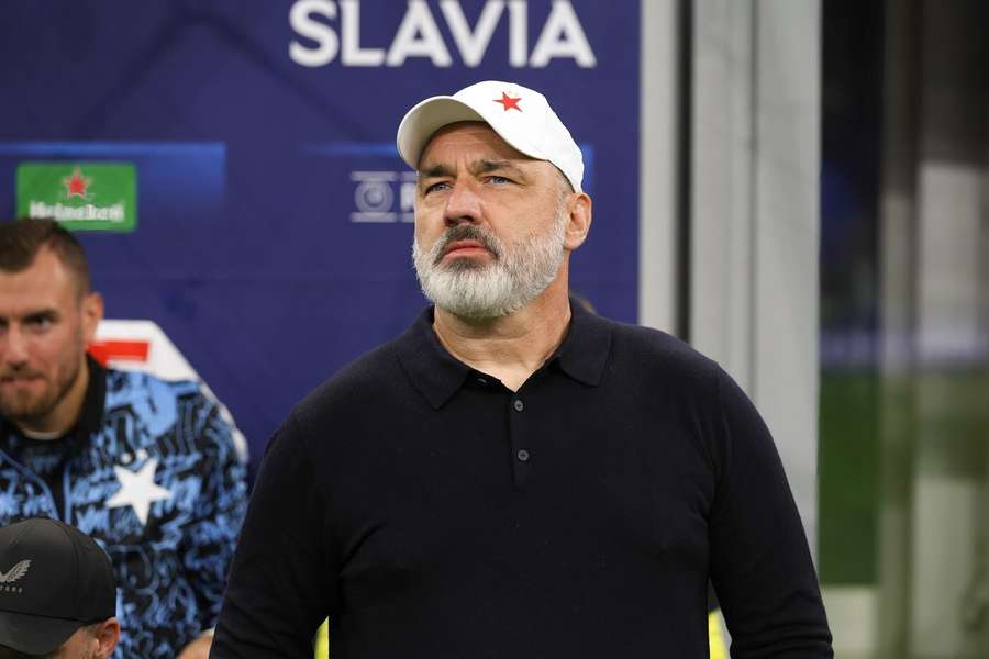 Trenér pražské Slavie Jindřich Trpišovský Trenér pražské Slavie Jindřich Trpišovský