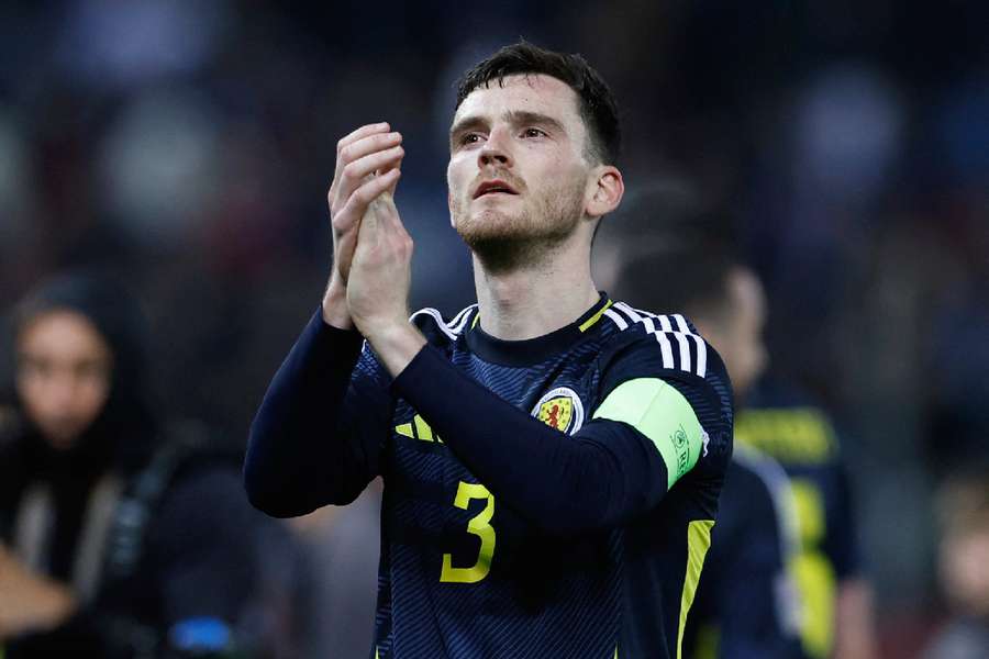 Robertson thanks the Scotland fans for their support Robertson thanks the Scotland fans for their support