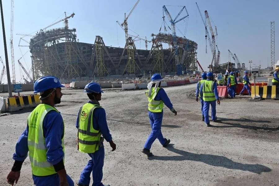 Los trabajadores de Catar abren una discusión sin fin Los trabajadores de Catar abren una discusión sin fin