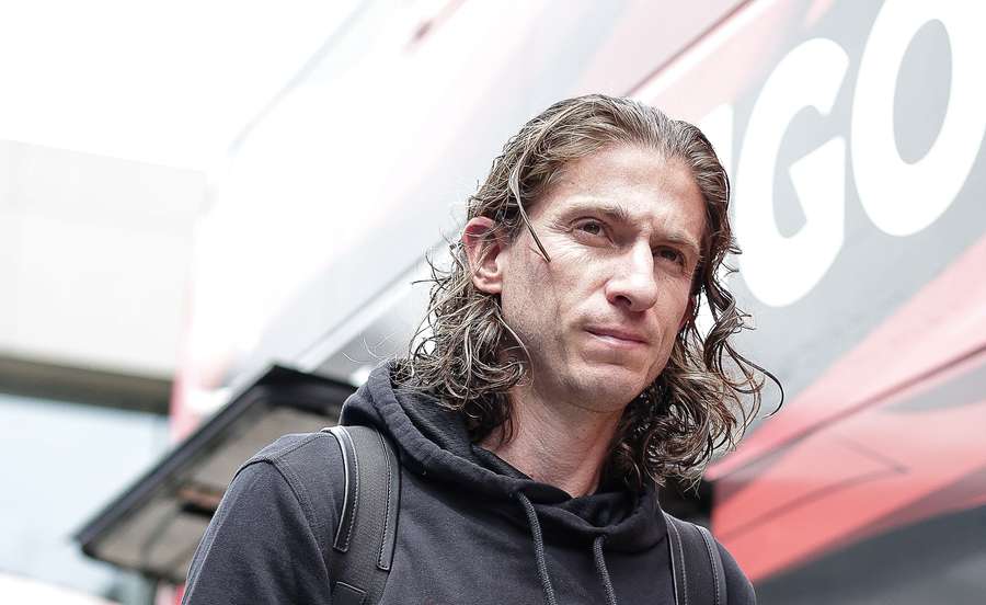 O técnico está há 1 ano no cargo O técnico está há 1 ano no cargo