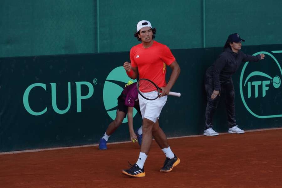 Henrique Rocha caiu perante Nicolas Jarry na primeira ronda