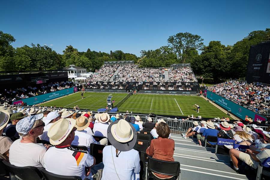 Tenis Flash: Serena Williams z dziką kartą na Wimbledon. Fręch dokończy mecz z Osaką Tenis Flash: Serena Williams z dziką kartą na Wimbledon. Fręch dokończy mecz z Osaką