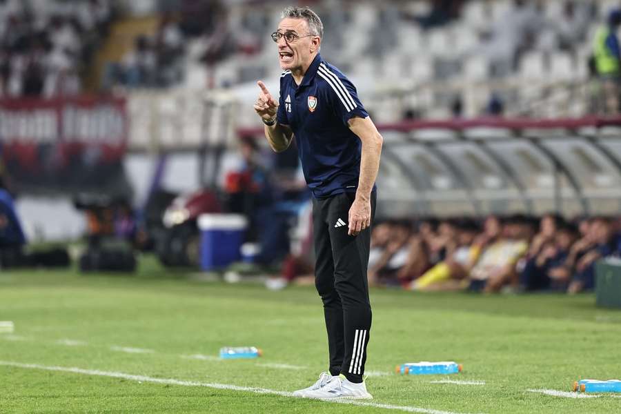 Paulo Bento esteve três anos na seleção dos Emirados Árabes Unidos Paulo Bento esteve três anos na seleção dos Emirados Árabes Unidos