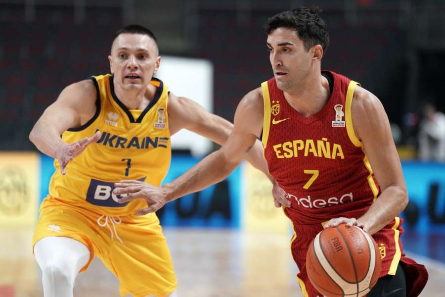 Jaime Fernández, ante Denys Lukashov