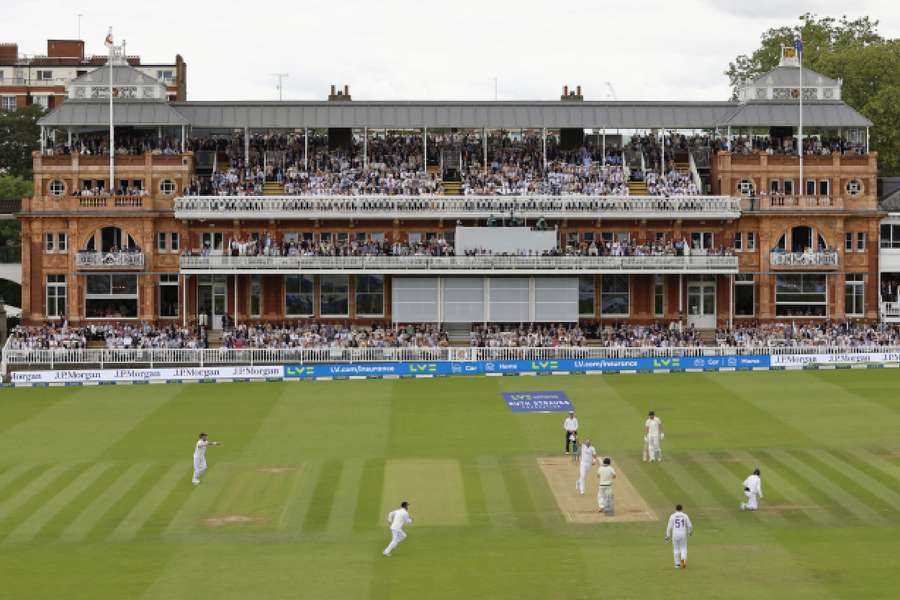 England lost the first two tests against Australia, leaving them with a huge task to keep the Ashes series alive. 