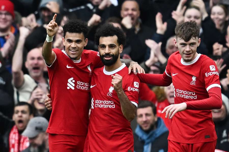 Luis Diaz (l.) und Mohamed Salah (m.) schossen die Reds zum Sieg.