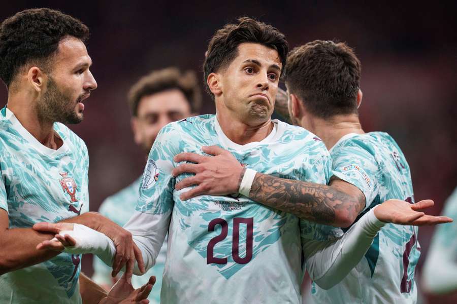 Portugalčanom Ronaldo nechýbal. Portugalčanom Ronaldo nechýbal.