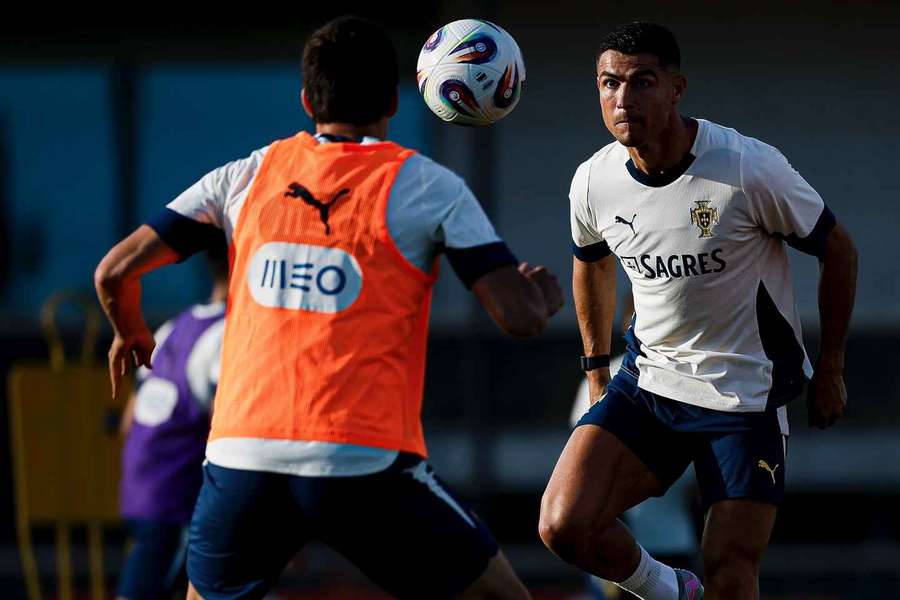 Cristiano Ronaldo no treino de Portugal