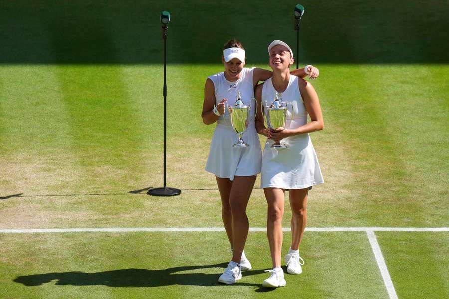 Kuděrmetovová s Mertensovou slaví wimbledonský titul ve čtyřhře.