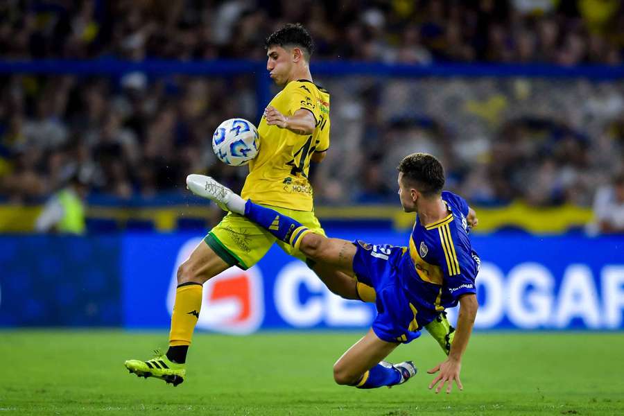 Durísima entrada de Ander Herrera.