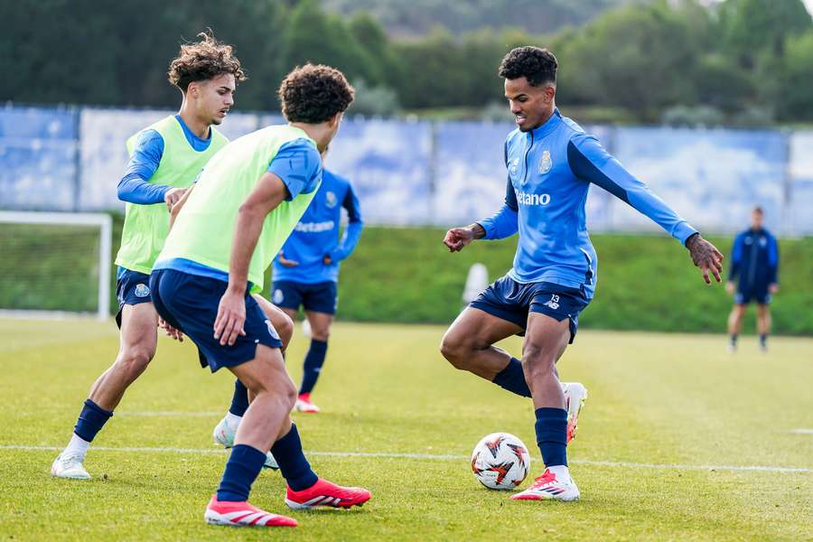 Galeno no treino do FC Porto