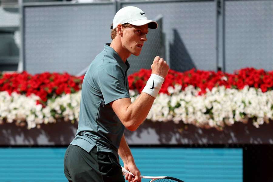 Sinner no tiene piedad de Norrie y ya espera a Jódar en cuartos del Mutua Madrid Open