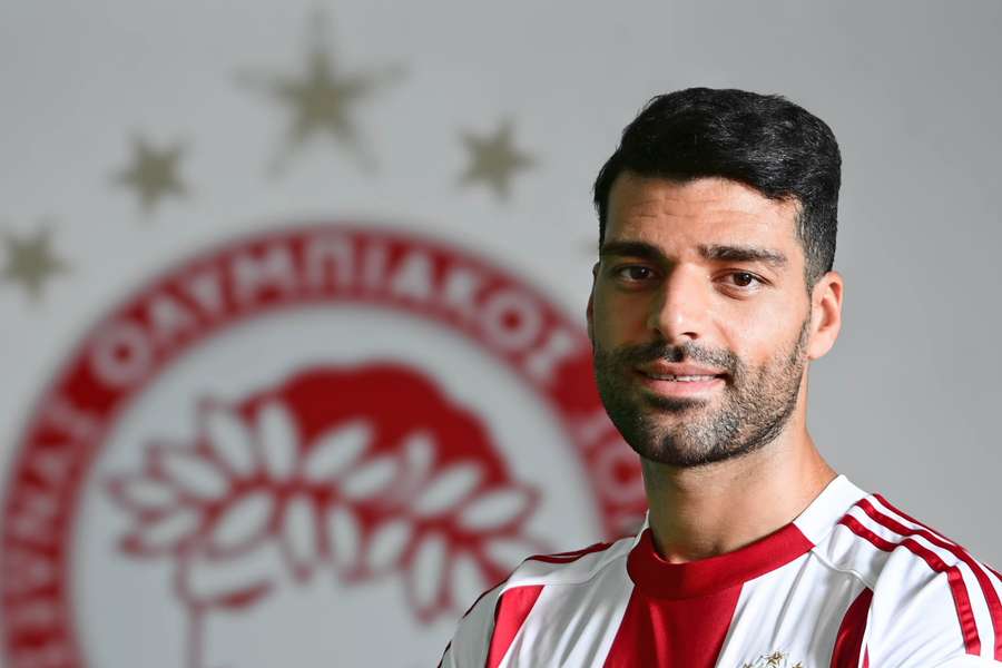 Přestupy ONLINE: Benfica vítá zajímavou posilu, Rabiota chce AC, do Řecka jde střelec Interu