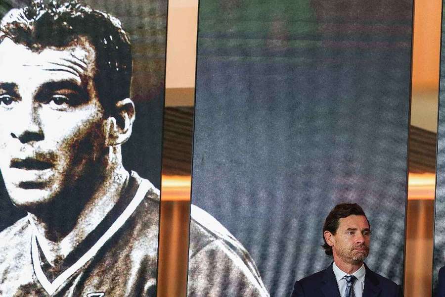 Presidente dos dragões emocionado na homenagem ao braço direito