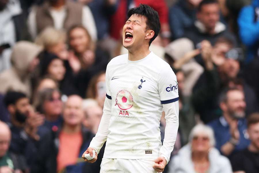 Son fez o gol da virada do Tottenham sobre o Luton