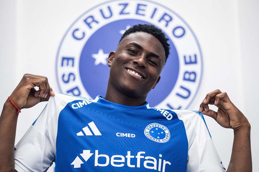 Néiser Villarreal é o novo reforço do Cruzeiro