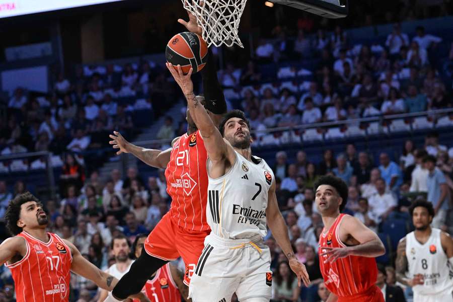 Campazzo, en una acción del Real Madrid-Hapoel 
