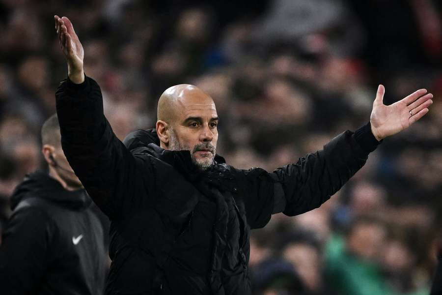 Pep Guardiola, treinador do Manchester City