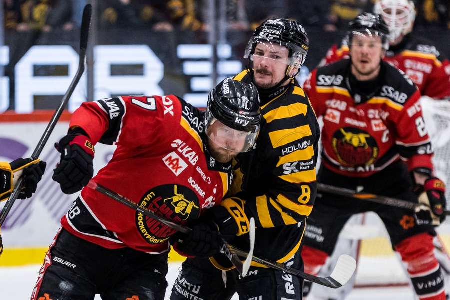 Okuliar je iba krok od postupu do finále.