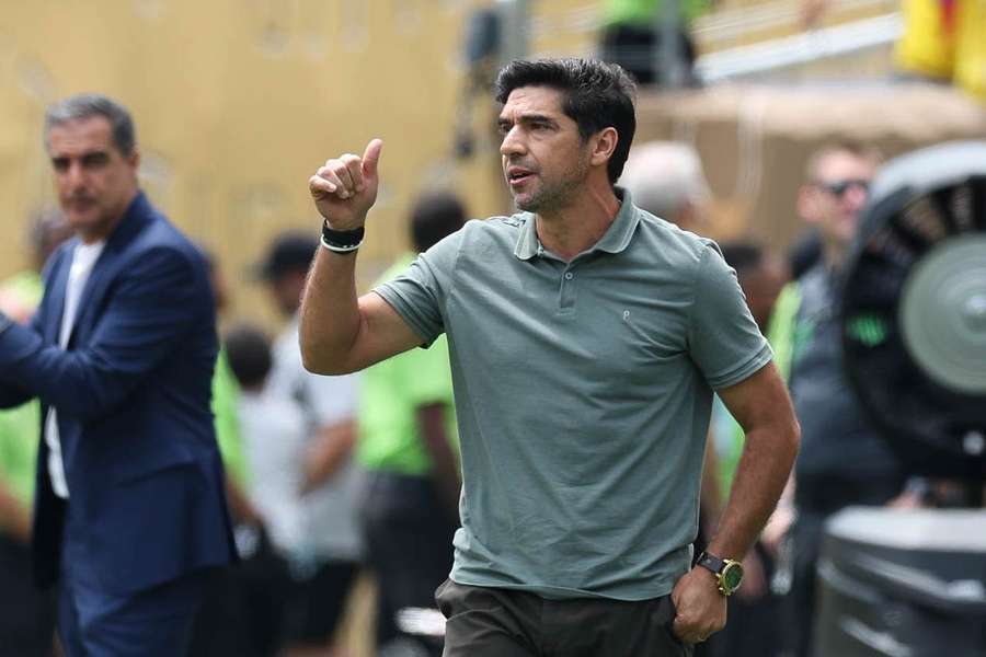 Abel buscará vitória contra os Chelsea nesta sexta-feira (4), na Filadélfia 