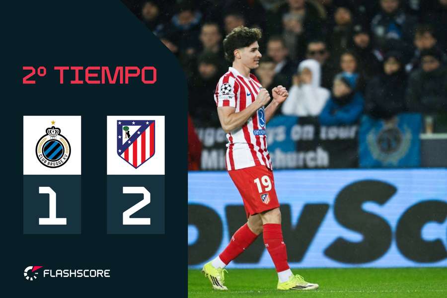 Julián Álvarez celebra su gol