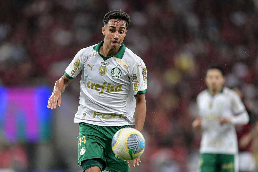 Vitor Reis teve sua primeira temporada no profissional em 2024
