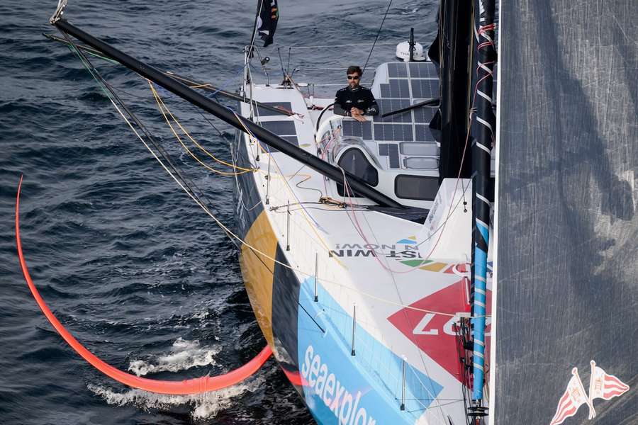 Boris Herrmanns Weiterfahrt bei der Vendee Globe wird durch einen Schaden erschwert.