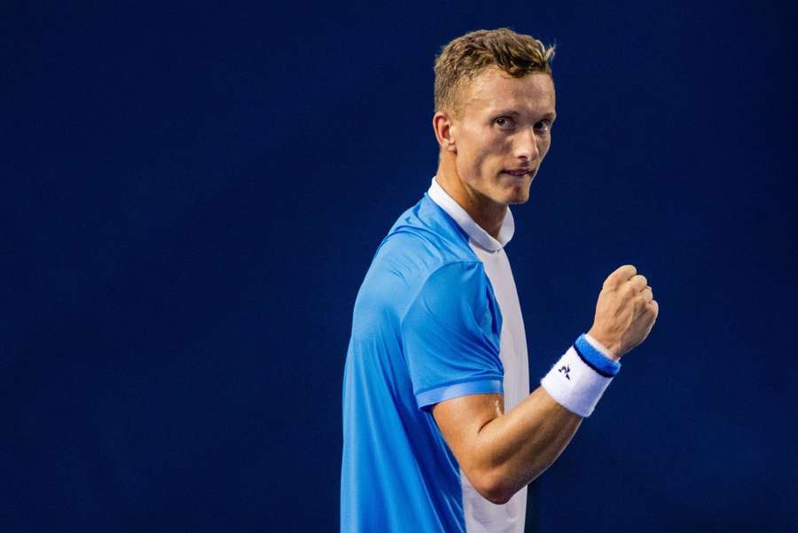 Jiří Lehečka si na US Open zahraje proti Aslanu Karacevovi.