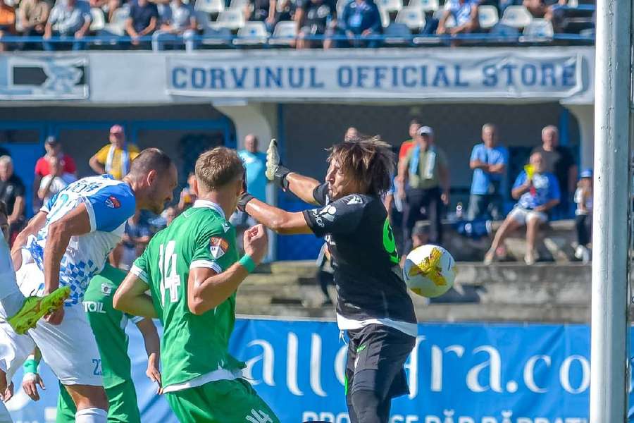 Corvinul învinge CSC Dumbrăvița cu 3-1