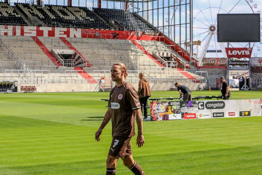 St. Pauli und sein langjähriger Kapitän Jackson Irvine gehen künftig getrennte Wege St. Pauli und sein langjähriger Kapitän Jackson Irvine gehen künftig getrennte Wege