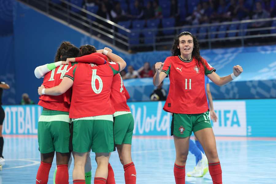 Portugal goleou a Itália por 7-2 nos quartos de final