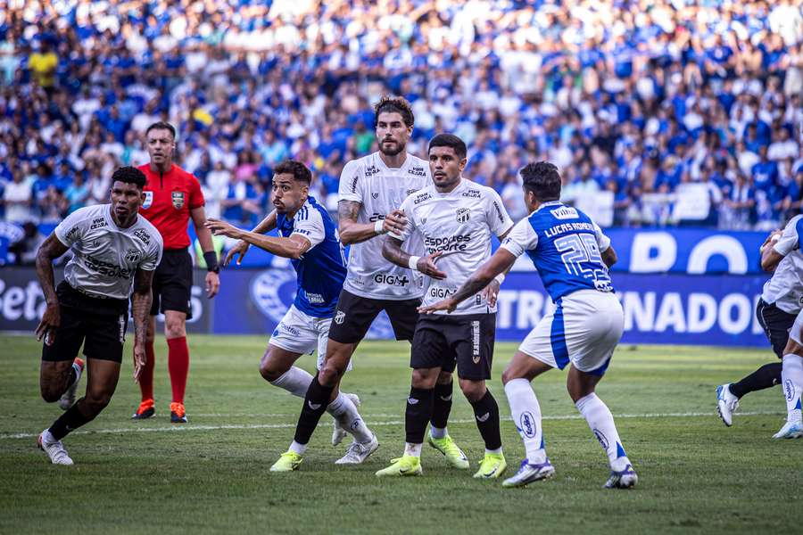 Ceará levou a melhor sobre o Cruzeiro no Mineirão